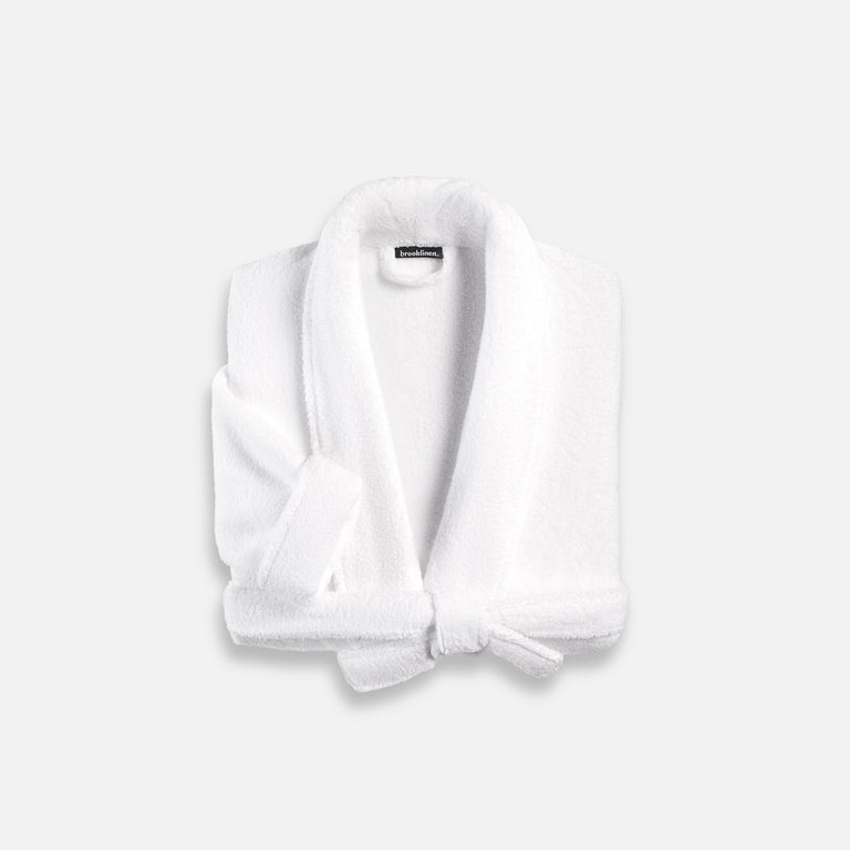 Luxury Super-Plush Spa Bath Towels in White by Brooklinen - Holiday Gift Ideas