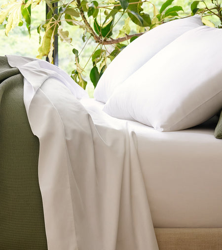 Spotlight Image Card