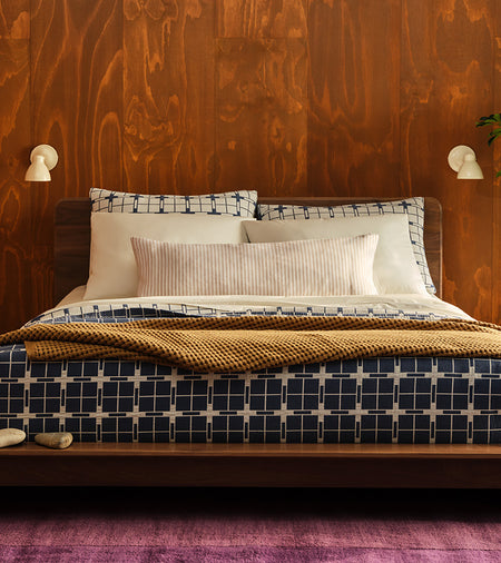 Spotlight Image Card