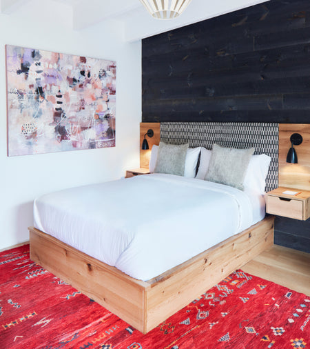 Spotlight Image Card