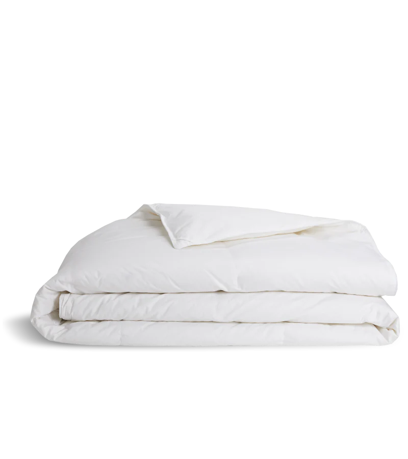Cool, calm, and collected no matter the weather. This weight is a win for hot sleepers and warm nights.