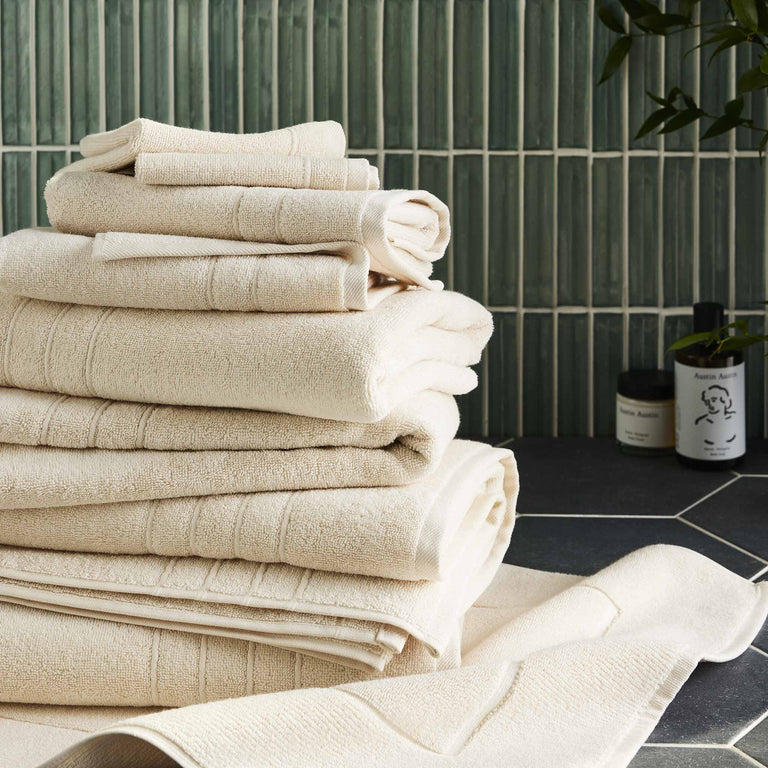 Luxury Super-Plush Spa Bath Towels in Light Grey by Brooklinen - Holiday Gift Ideas