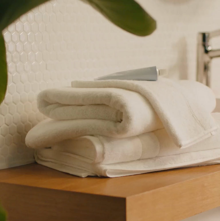 Luxury Super-Plush Spa Bath Towels in White by Brooklinen - Holiday Gift Ideas