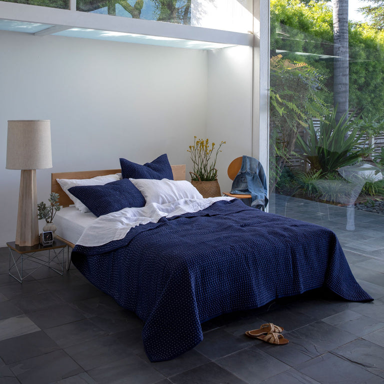 Lightweight quilt deals