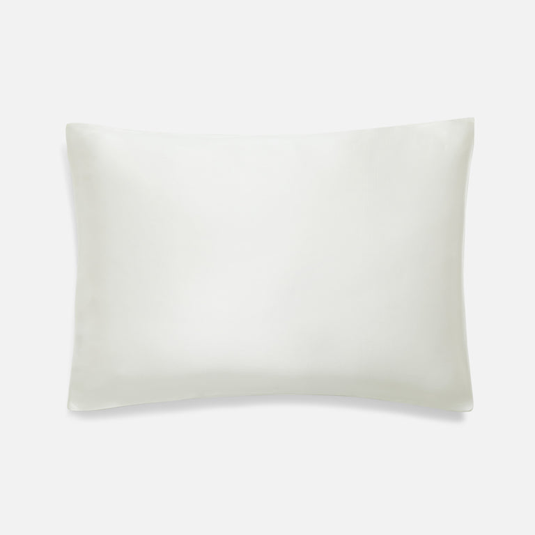 These Satin Pillowcases Can Help Improve Your Hair and Skin